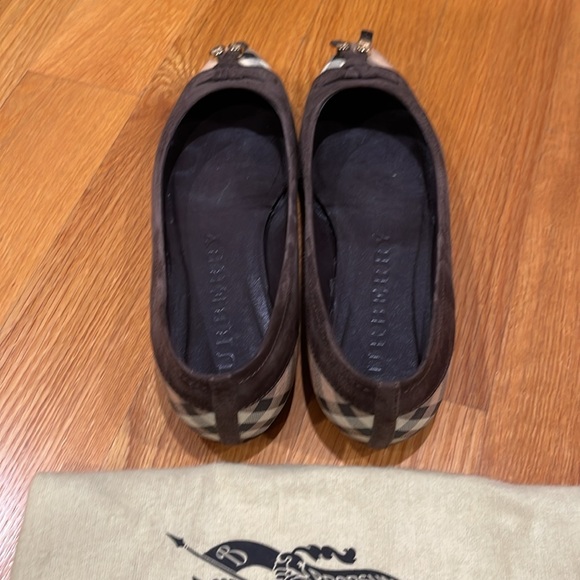 Burberry flats - Picture 6 of 6